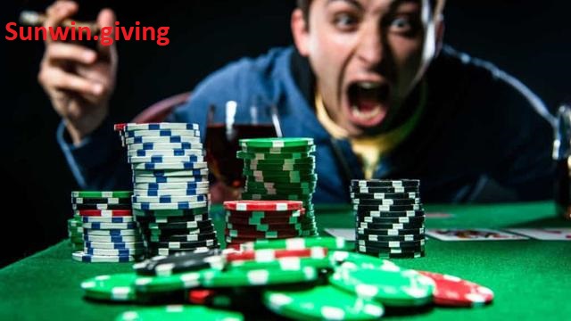 kiểm soát cảm xúc khi chơi poker